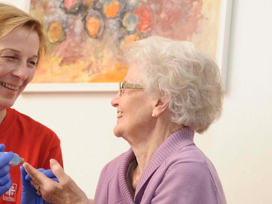 Ambulante Pflege bei der Caritas im Rhein-Kreis Neuss