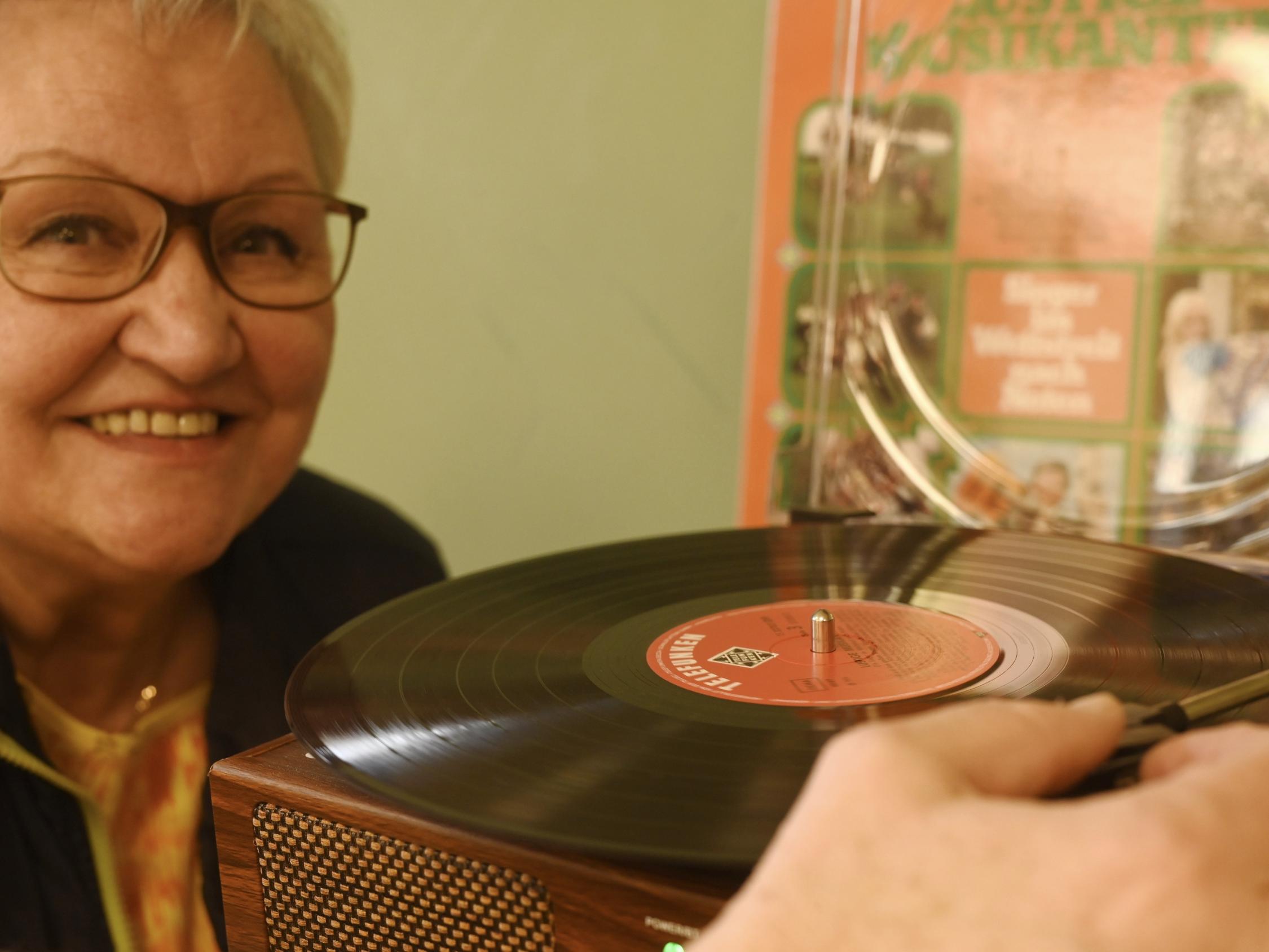 Tagespflege Büttgen Plattenspieler