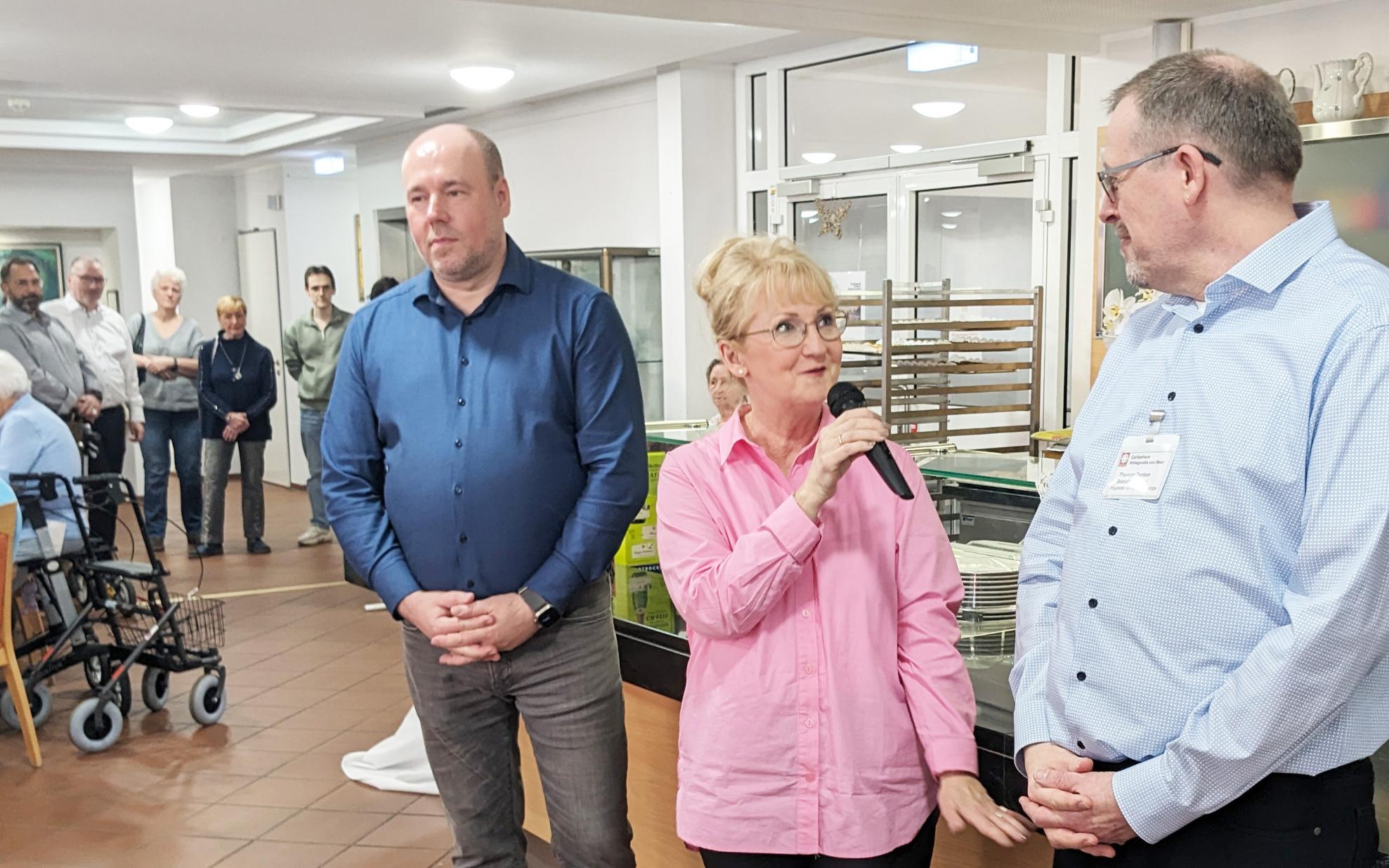 Vernissage Hildegundis Eröffnung